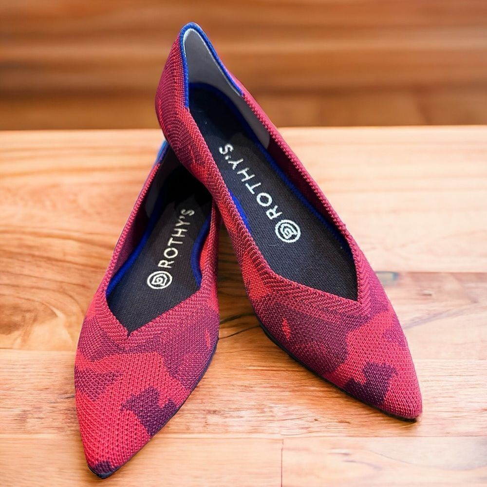 NEW Rothy’s The Point Red Camo (6)